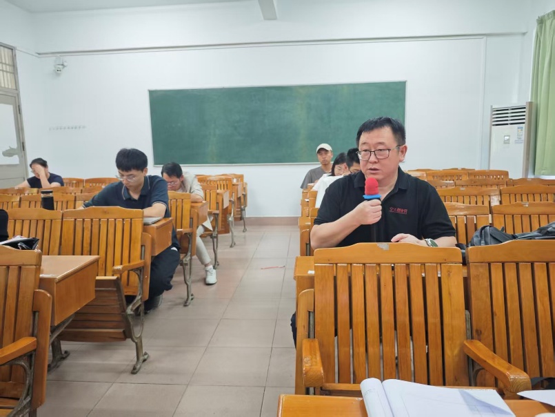 图片8.jpg